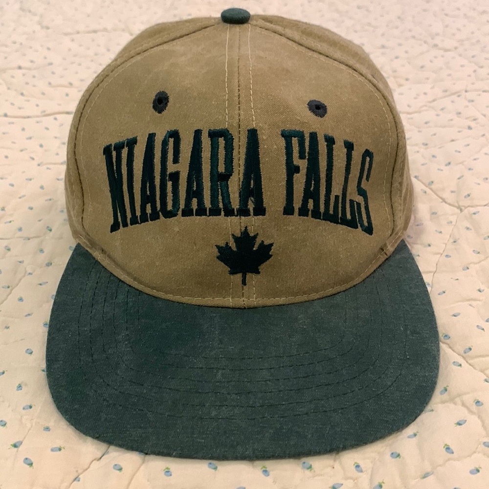 Niagara Falls (Canada) - Snapback